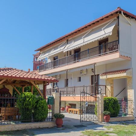 Villa Ourania Ierissos Exterior photo